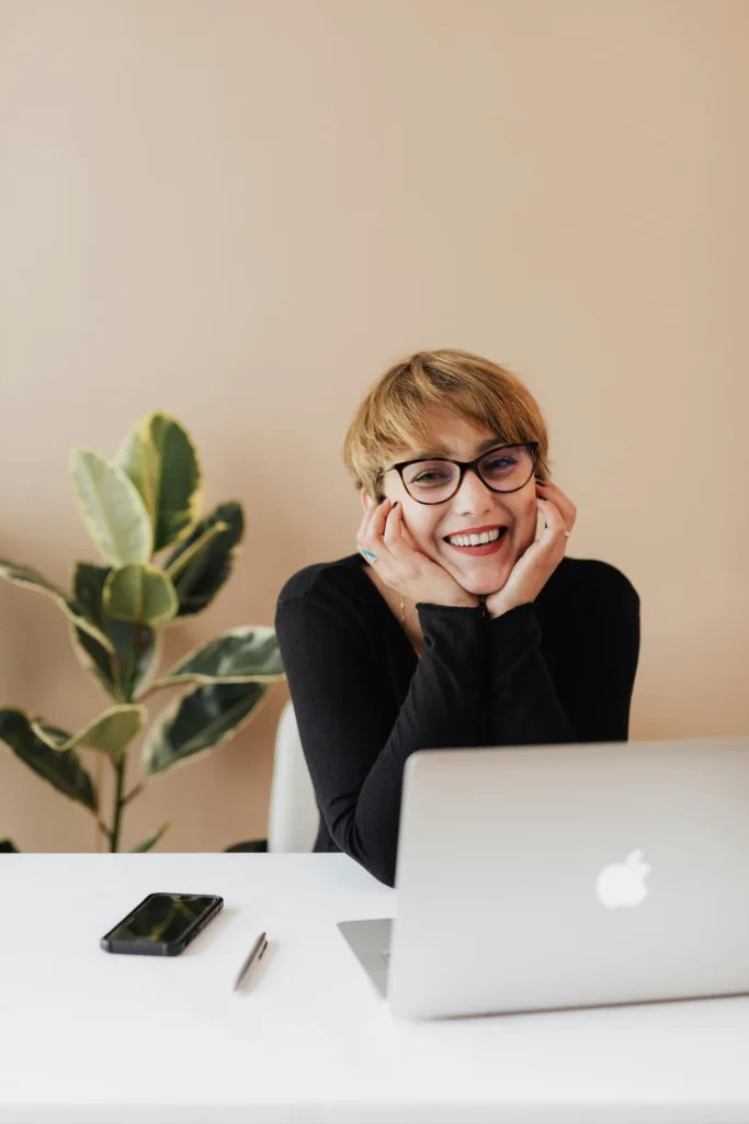 Idea Cafe Small Business Grant: $1,000 Funding for Women Entrepreneurs